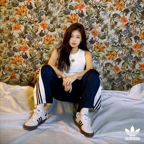 jennie adidas samba.